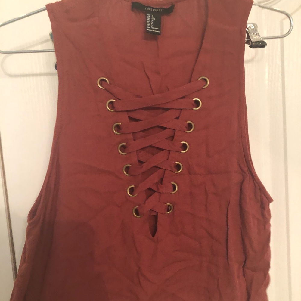 Cross-crossed crop top!